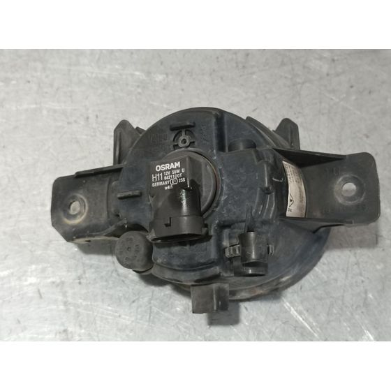 Faro Antiniebla Izquierdo Para Nissan Almera