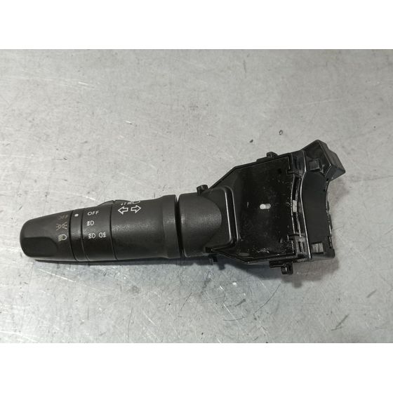 Mando Luces Para Nissan Almera