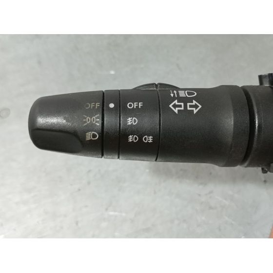 Mando Luces Para Nissan Almera