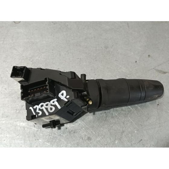 Mando Luces Para Nissan Almera