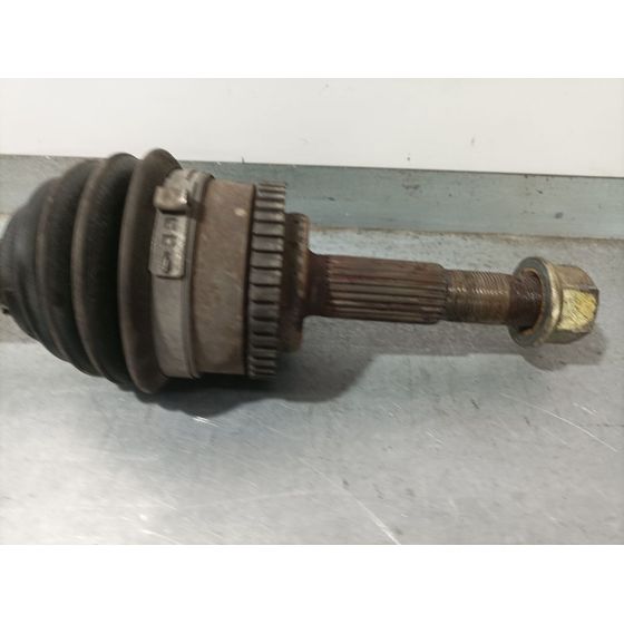 Transmision Delantera Derecha Para Nissan Almera