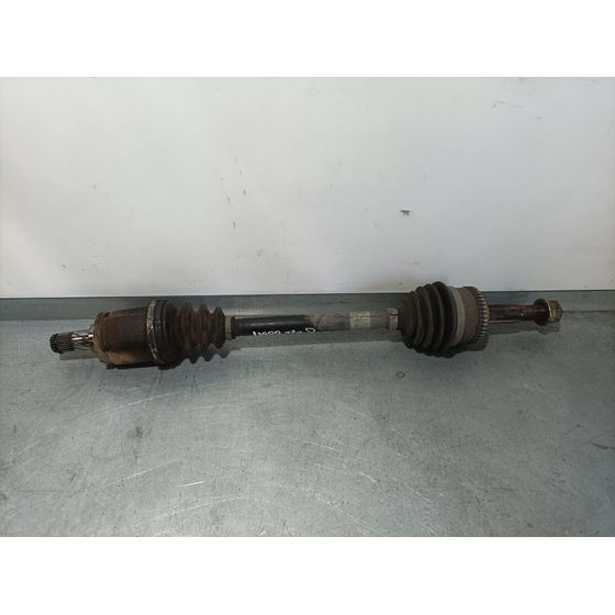 Transmision Delantera Izquierda Para Nissan Almera