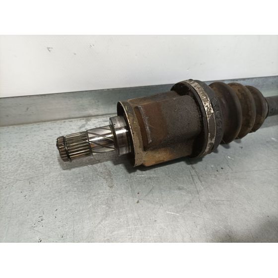 Transmision Delantera Izquierda Para Nissan Almera