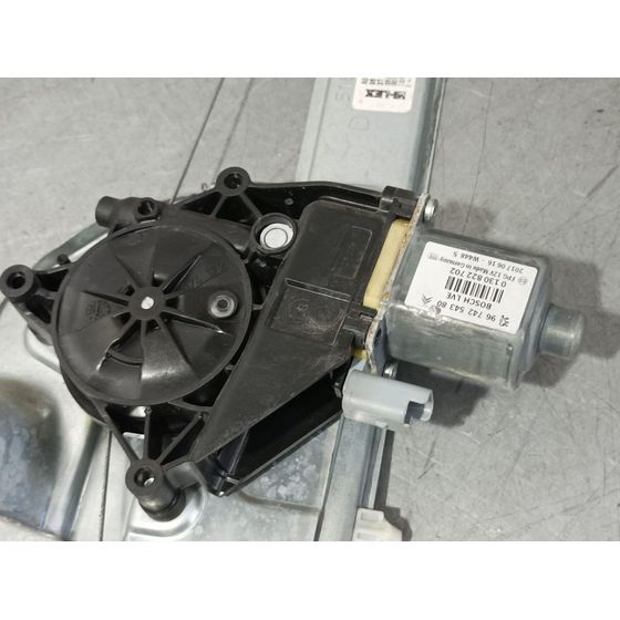 Elevalunas Delantero Derecho Para Peugeot 208