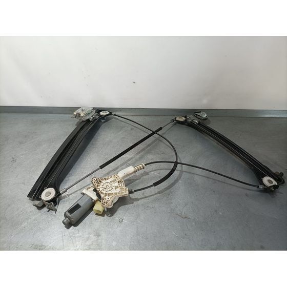 Elevalunas Delantero Derecho Para Mercedes Clase Clk  Coupe