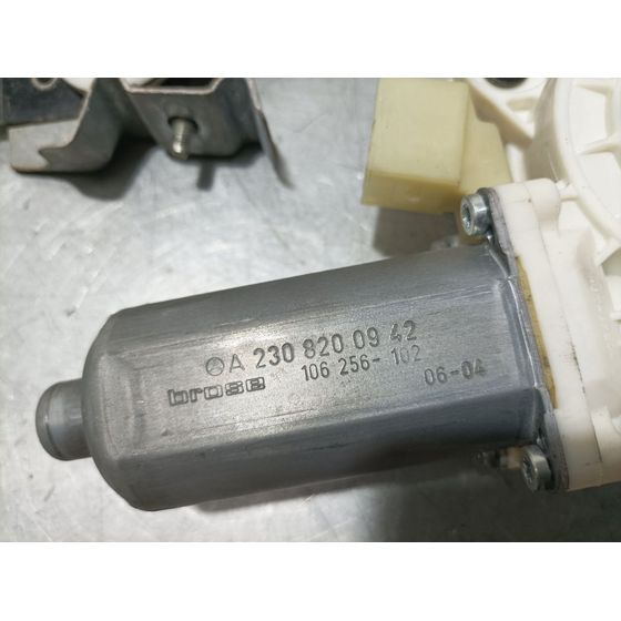 Elevalunas Delantero Derecho Para Mercedes Clase Clk  Coupe