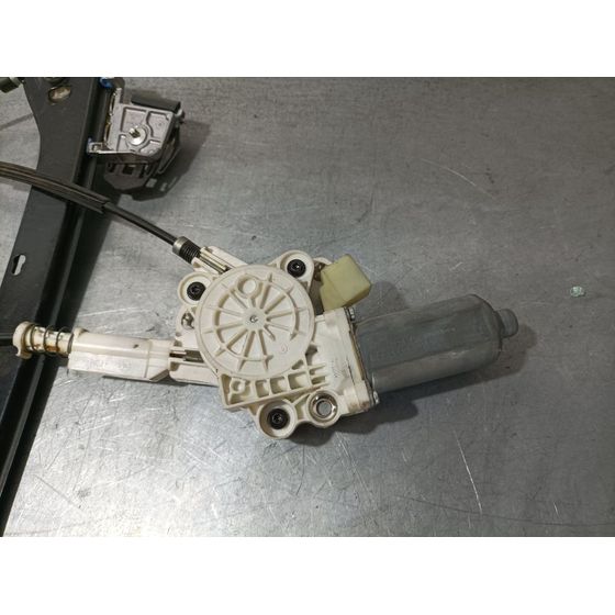 Elevalunas Delantero Izquierdo Para Mercedes Clase Clk  Coupe