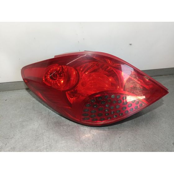 Piloto Trasero Izquierdo Para Peugeot 207