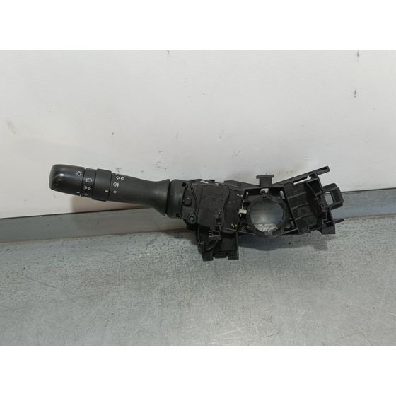 Mando Luces Para Toyota Iq