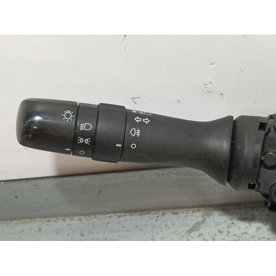 Mando Luces Para Toyota Iq