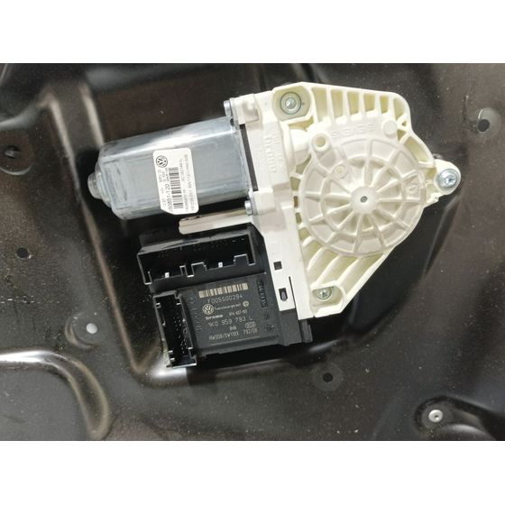 Elevalunas Delantero Izquierdo Para Volkswagen Passat Berlina