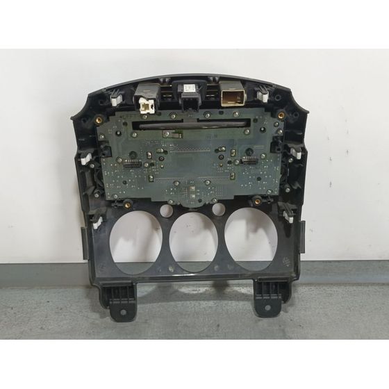 Mando Multifuncion Para Mazda 2 Lim.