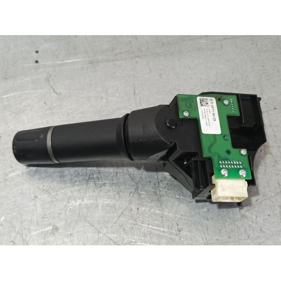 Mando Limpia para Mazda 2 Lim. (De)