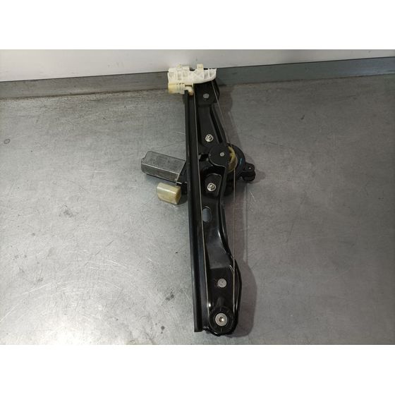 Elevalunas Trasero Derecho Para Bmw Serie 1 Lim.