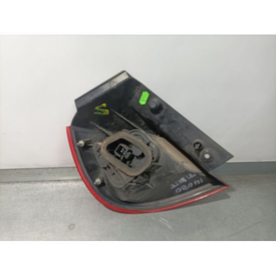 Piloto Trasero Derecho para Mitsubishi Colt Berlina 3 (Z30)