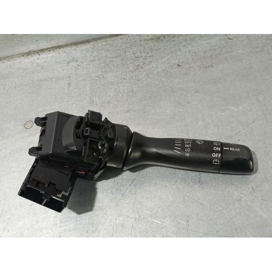 Mando Limpia para Toyota Yaris (Ksp9/Scp9/Nlp9)