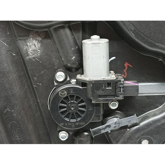 Elevalunas Trasero Izquierdo Para Mazda 3 Lim.