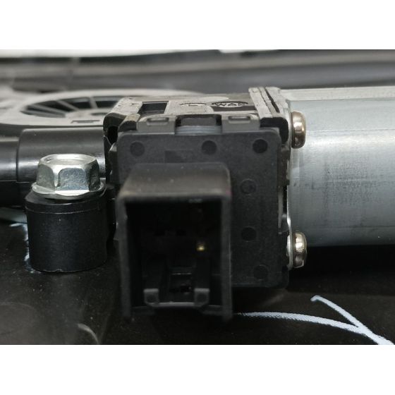 Elevalunas Trasero Izquierdo Para Mazda 3 Lim.