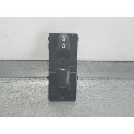 Mando Elevalunas Delantero Derecho Para Nissan Qashqai