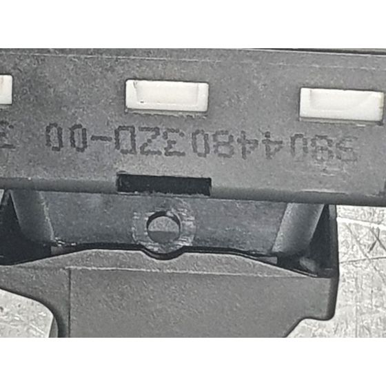 Mando Elevalunas Delantero Derecho Para Peugeot 208
