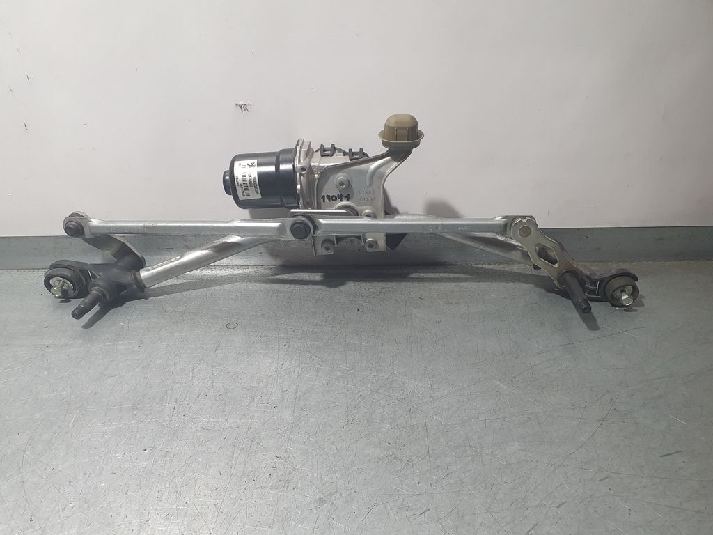 Motor Limpia Delantero Para Peugeot 208