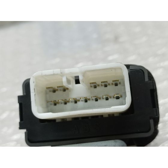 Modulo Electronico para Toyota Land Cruiser (J9)