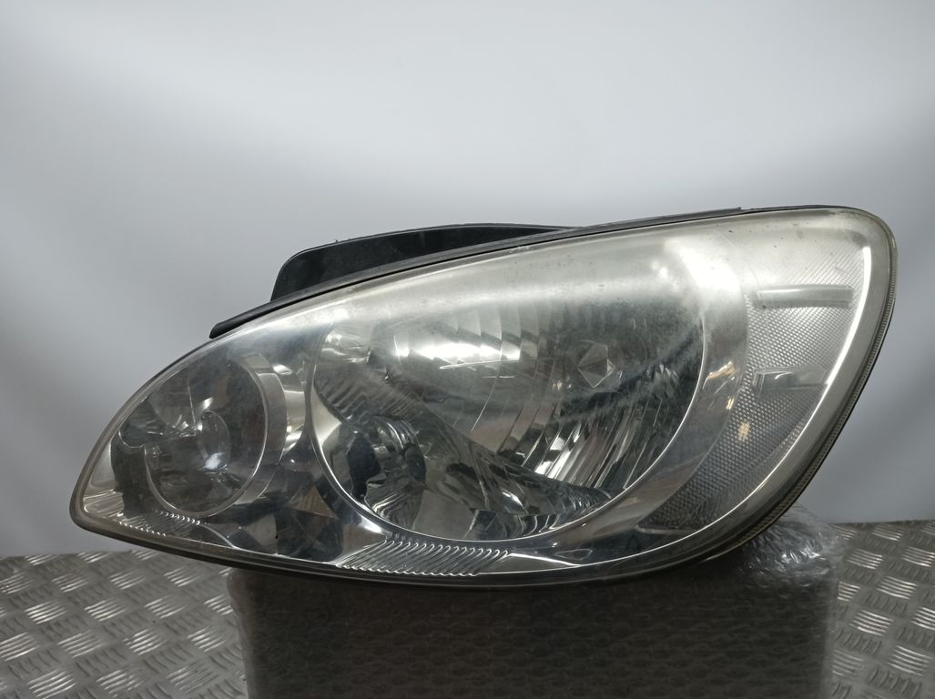 Faro Izquierdo Para Hyundai Getz