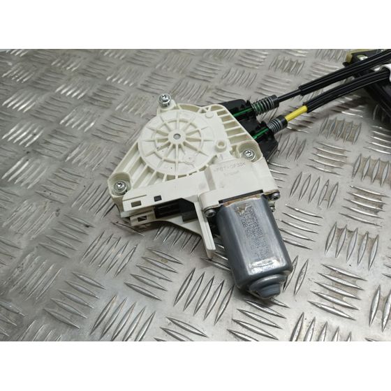 Elevalunas Delantero Derecho Para Audi A1 Sportback