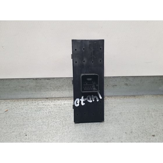 Mando Elevalunas Delantero Izquierdo Para Volkswagen Golf V Berlina