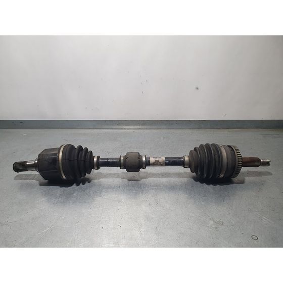 Transmision Delantera Izquierda Para Hyundai I40