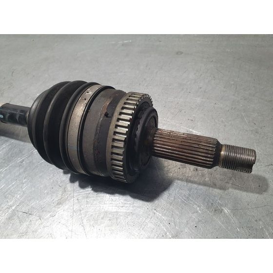 Transmision Delantera Izquierda Para Hyundai I40