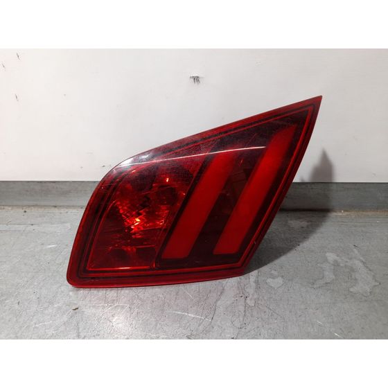 Piloto Trasero Derecho Para Peugeot 308