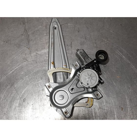 Elevalunas Trasero Derecho Para Toyota Yaris