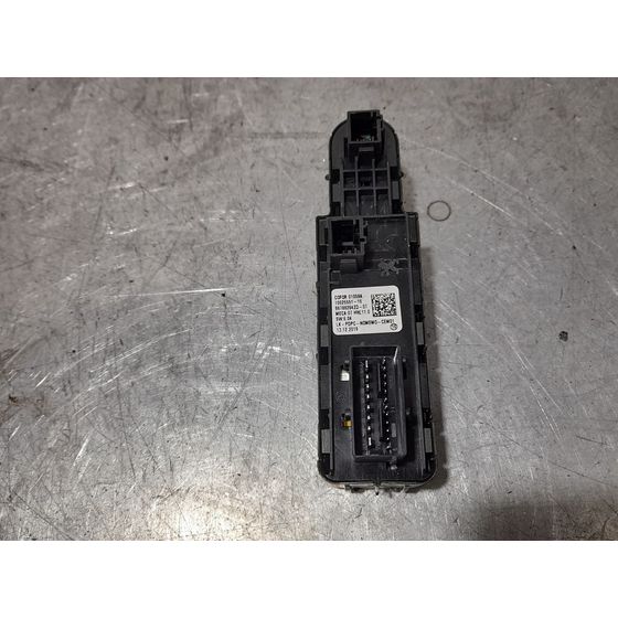 Mando Elevalunas Delantero Izquierdo Para Opel Corsa F