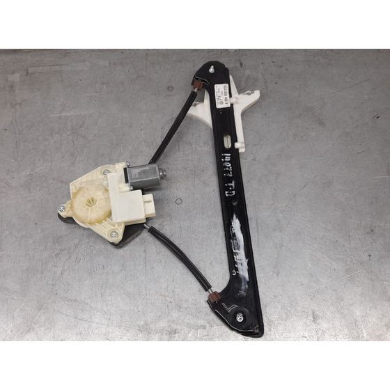 Elevalunas Trasero Derecho para Volkswagen Golf Vii Lim.