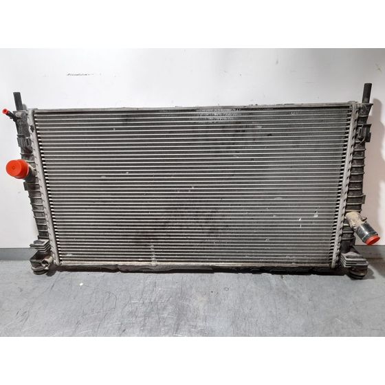 Radiador Agua Para Ford Focus Lim.