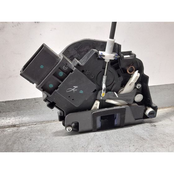 Cerradura Puerta Trasera Derecha Para Ford Ka+