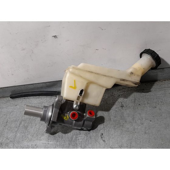 Bomba Freno Para Nissan Micra V
