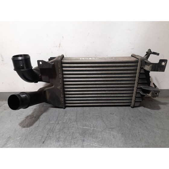 Intercooler Para Opel Zafira B