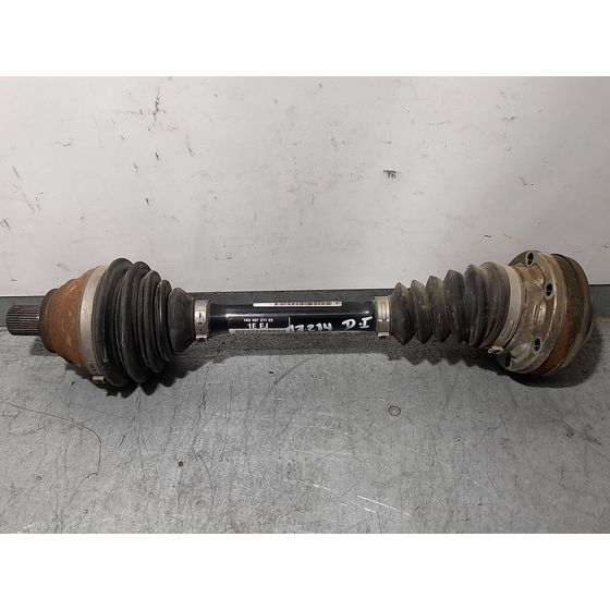 Transmision Delantera Izquierda Para Volkswagen Passat Lim.