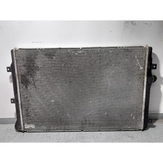 Radiador Agua Para Volkswagen Passat Lim.