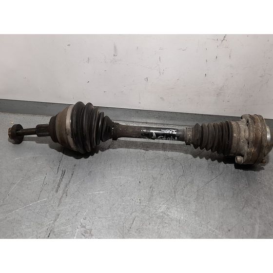 Transmision Delantera Izquierda para Volkswagen Passat Berlina