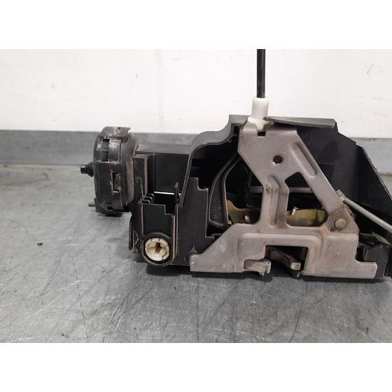 Cerradura Puerta Delantera Derecha para Mercedes-Benz Clase A (W168)