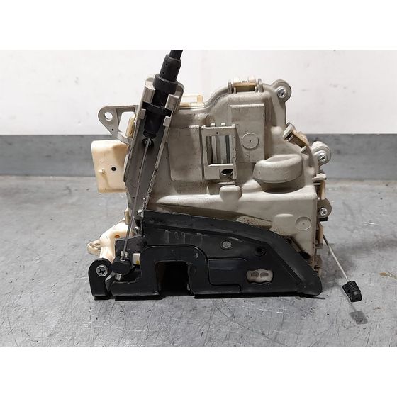 Cerradura Puerta Delantera Derecha Para Seat Leon