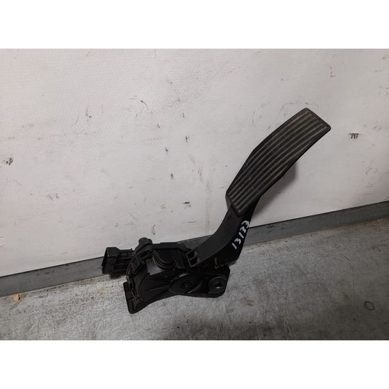 Pedal Acelerador para Opel Astra J Lim.