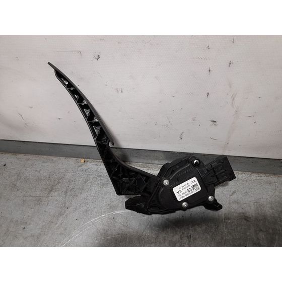 Pedal Acelerador para Opel Astra J Lim.