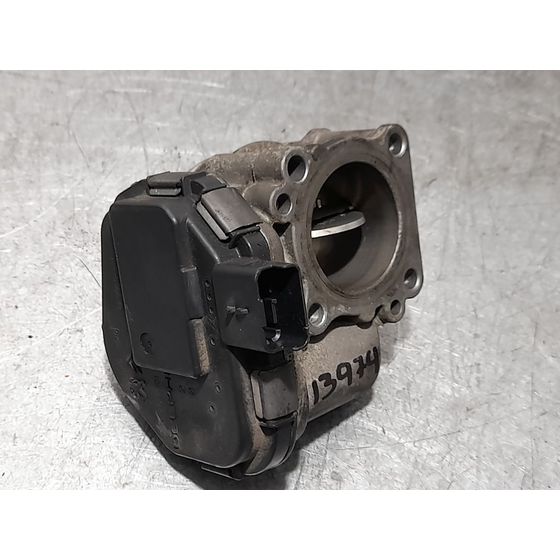 Caja Mariposa Para Ford Focus Lim.