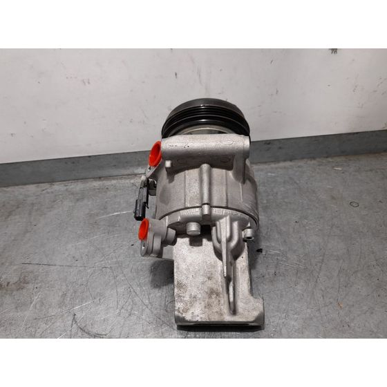 Compresor Aire Acondicionado Para Nissan Micra V
