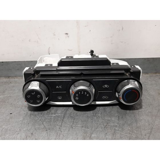 Mando Calefaccion / Aire Acondicionado Para Nissan Micra V