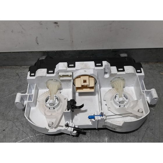 Mando Calefaccion / Aire Acondicionado Para Nissan Micra V